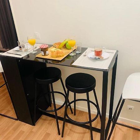 Appartement Calme Et Chaleureux Proche De Paris Курбевуа Экстерьер фото